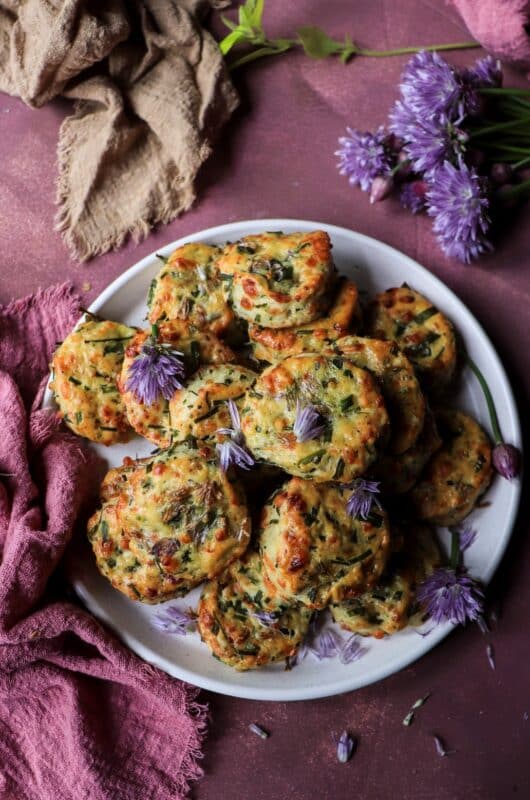 Savoury Cheese Cookies with Chives
