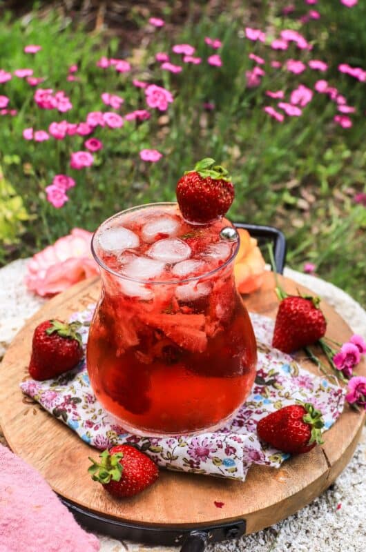 Strawberry Amaretto Spritz