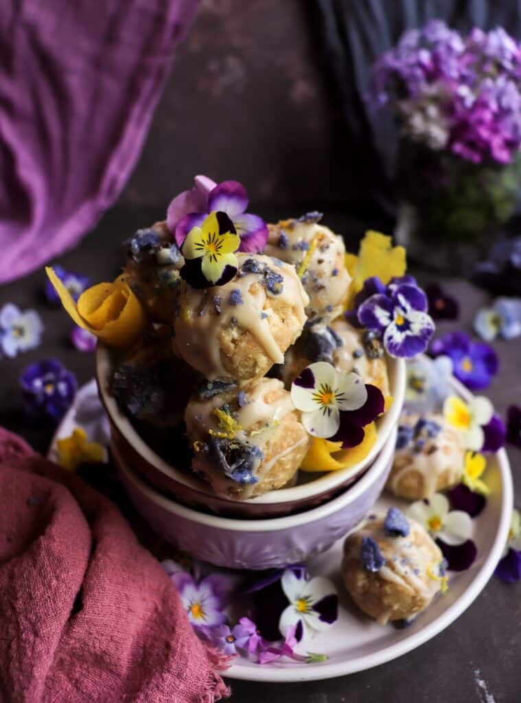 Violet Truffles with Lemon and Cashews