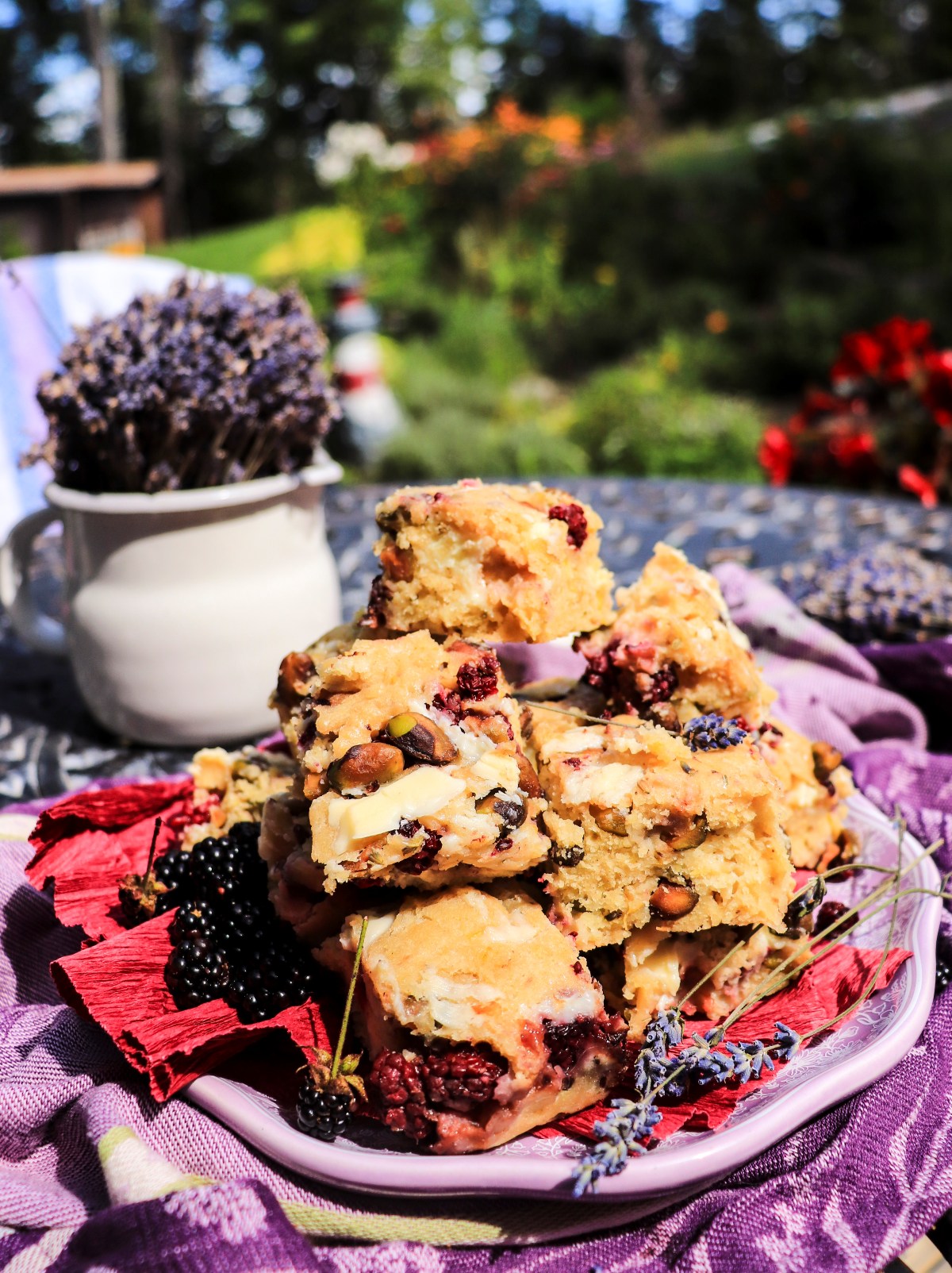 blackberry white chocolate bars with pistachios