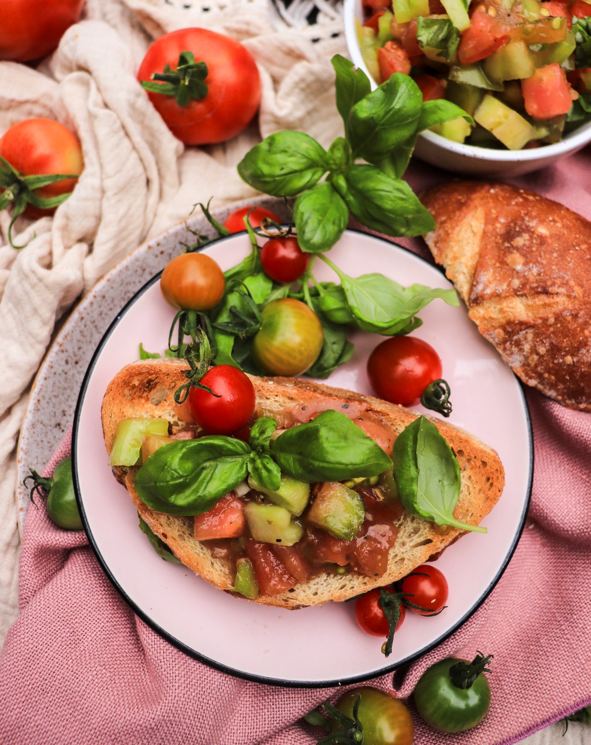 Chunky tomato relish with green tomatoes on toast