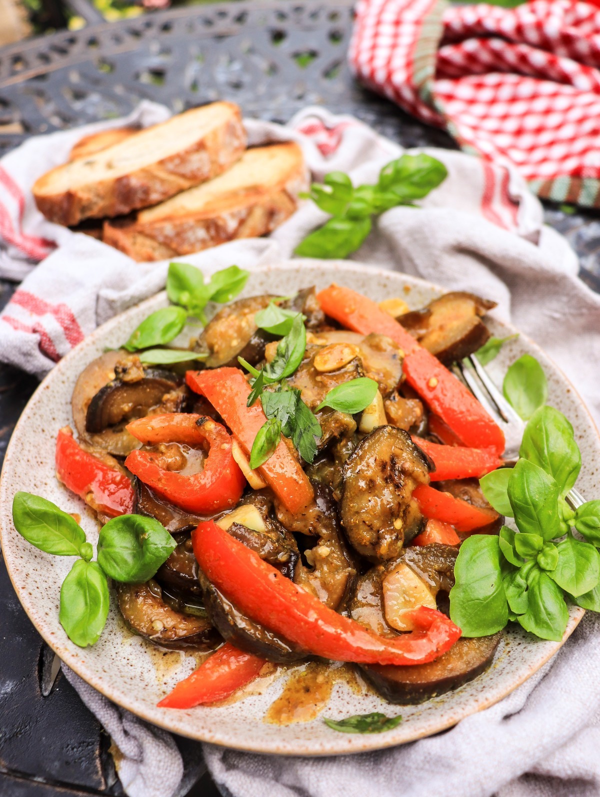 Georgian eggplant with red peppers and fresh basil