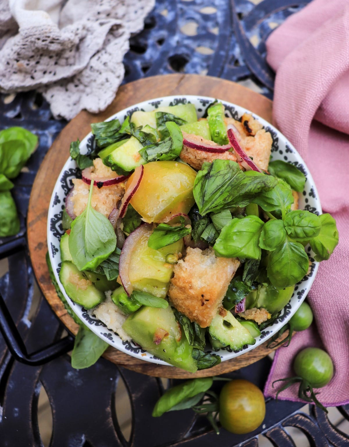 green tomato panzanella salad with rustic bread