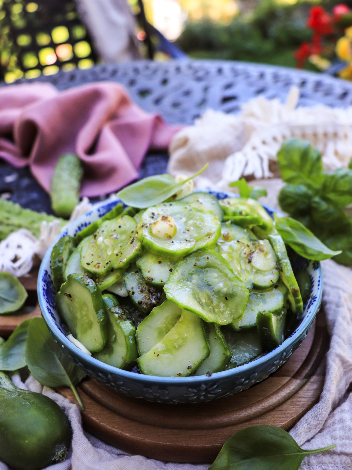pickled cucumbers without vinegar with honey and oregano