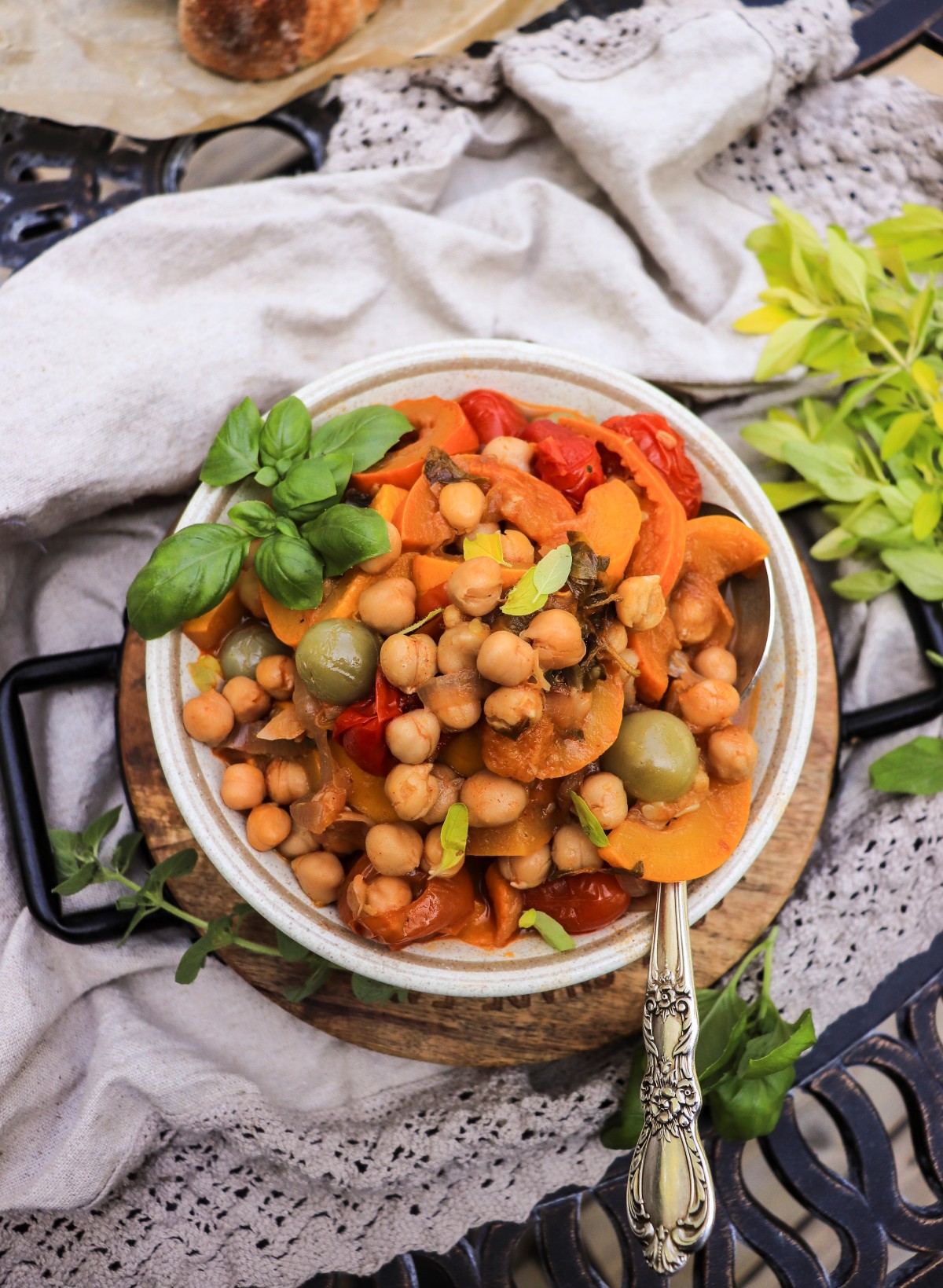 chickpea stew with zucchini and fresh tomatoes