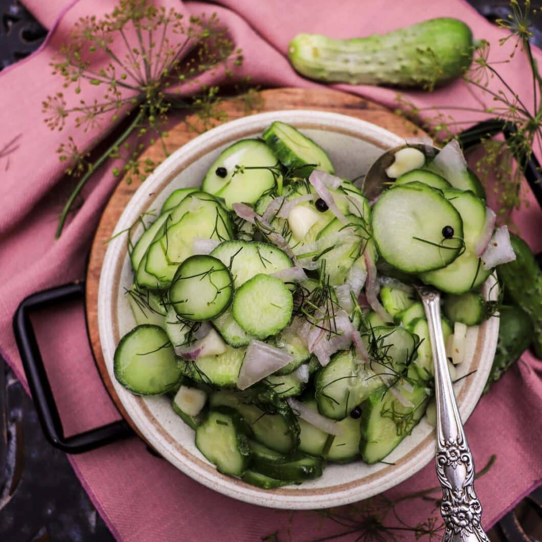 Quick Pickled Cucumbers with Dill and Garlic