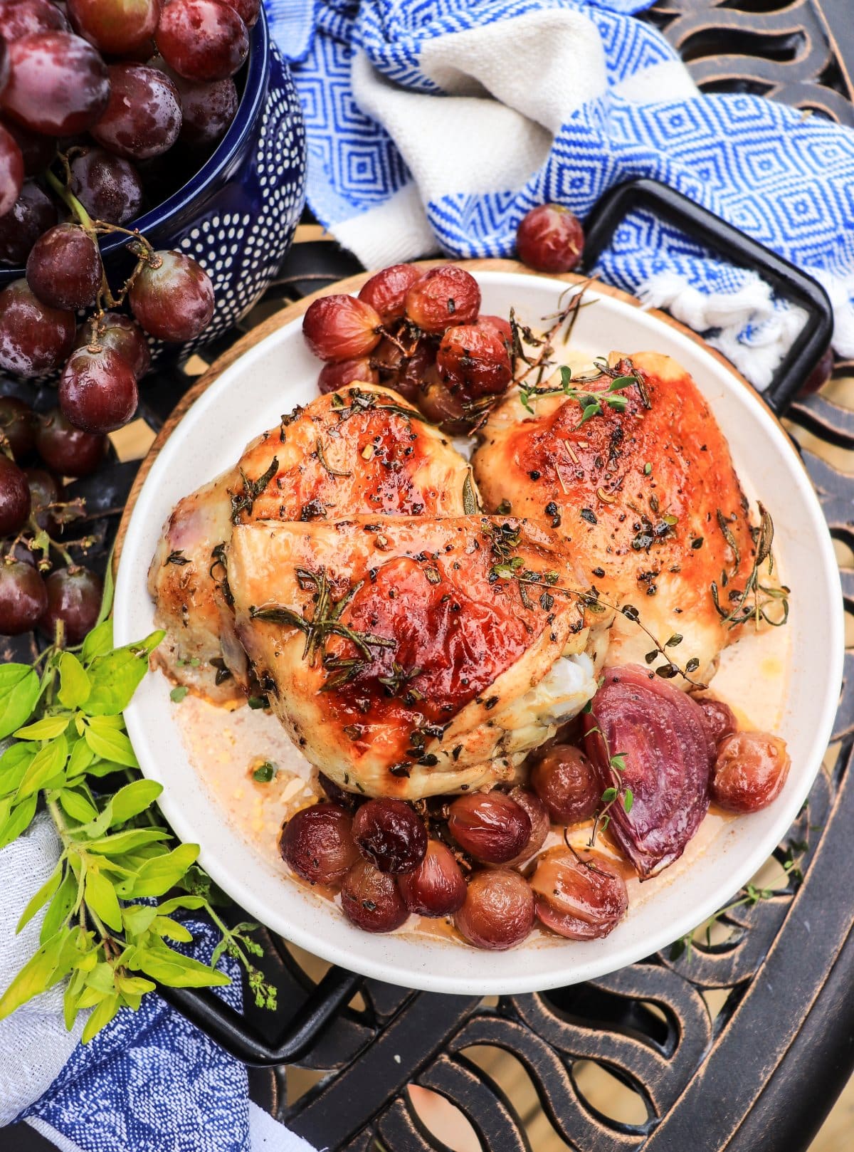 sheet pan roasted chicken and grapes