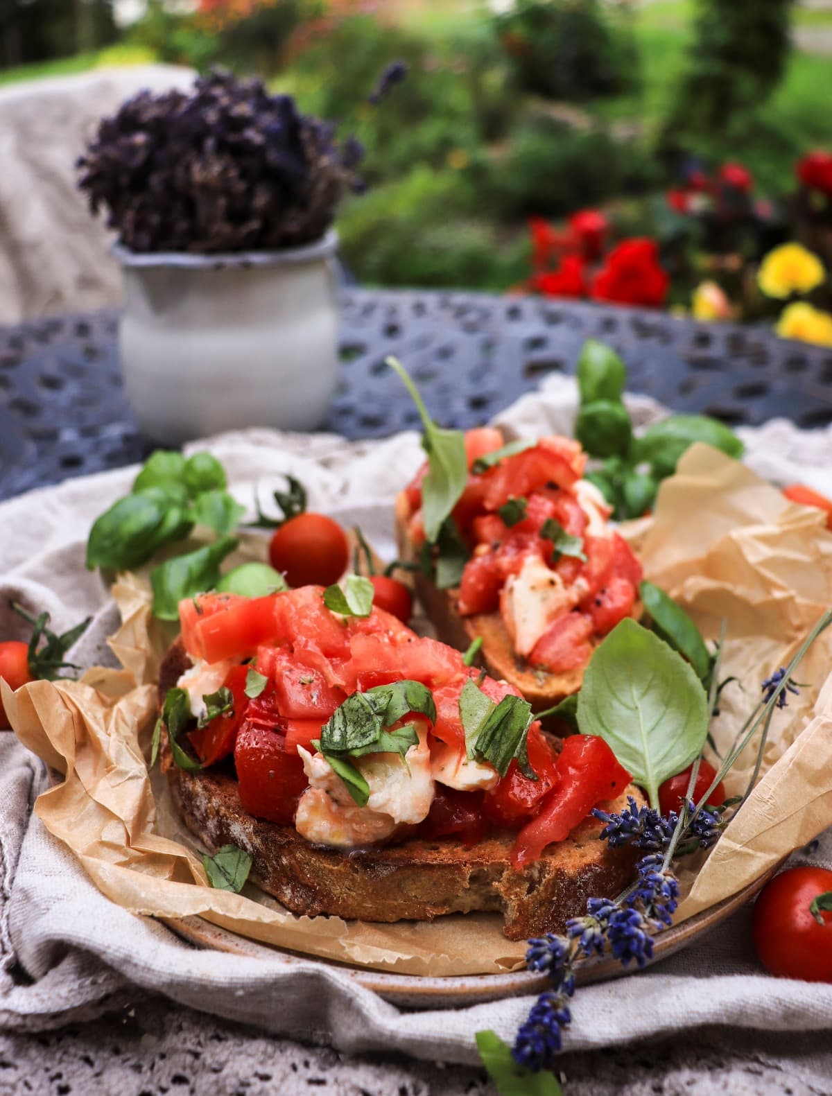 tomato and mozzarella bruschetta with lavender