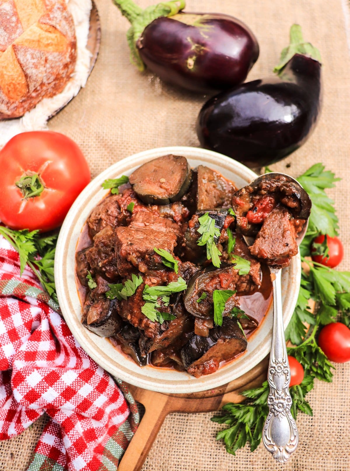 beef stew with eggplant and fresh tomatoes